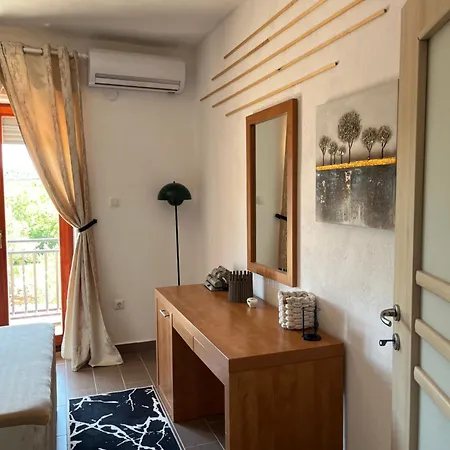 Zak Apartment